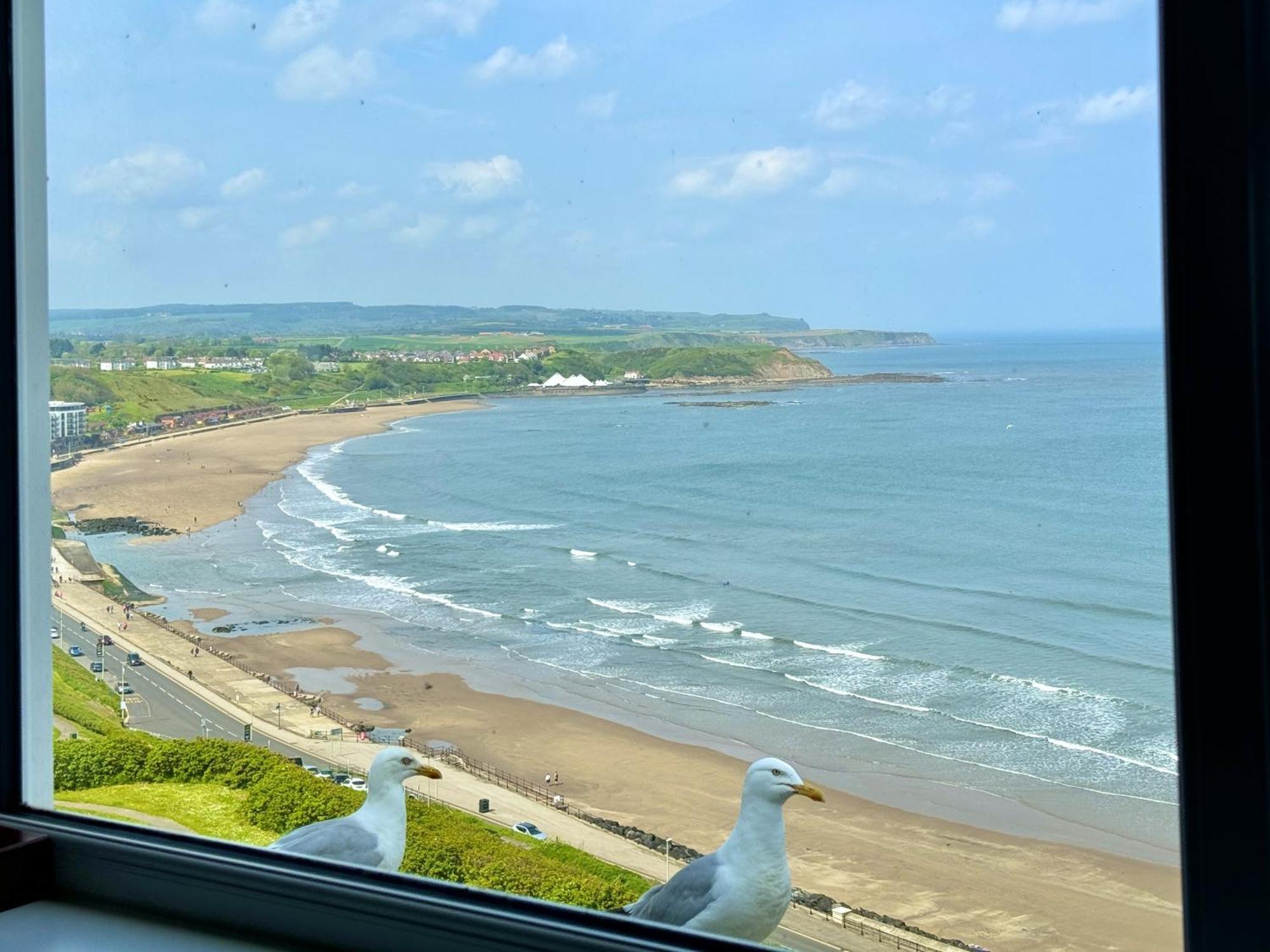 The Seaview Lookout - With Free Parking Apartment Scarborough